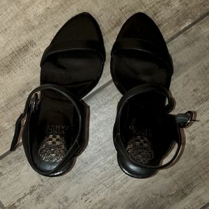 NEW Vince Camuto Heels